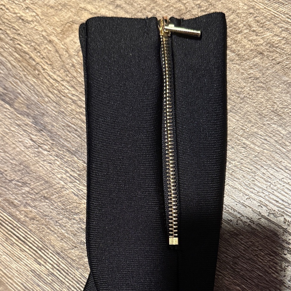 Bella Barnett Black Sleeveless Jumpsuit - Picture 3 of 3